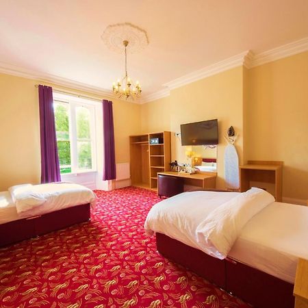 Edgerton Hotel Huddersfield Bagian luar foto
