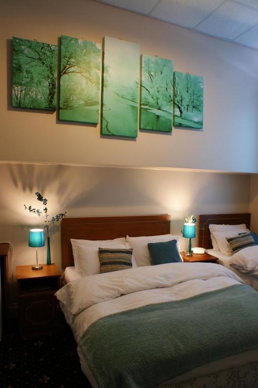 Edgerton Hotel Huddersfield Bagian luar foto