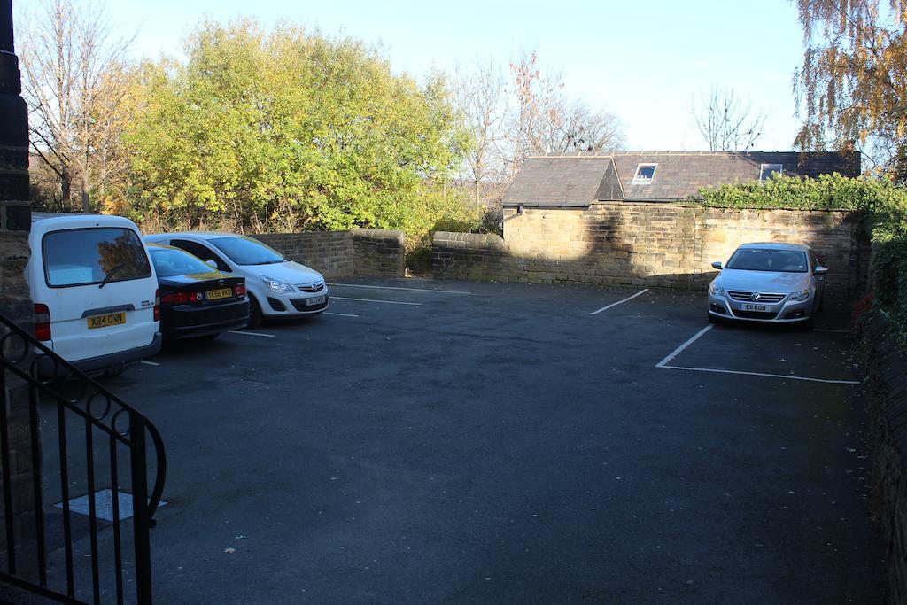 Edgerton Hotel Huddersfield Bagian luar foto