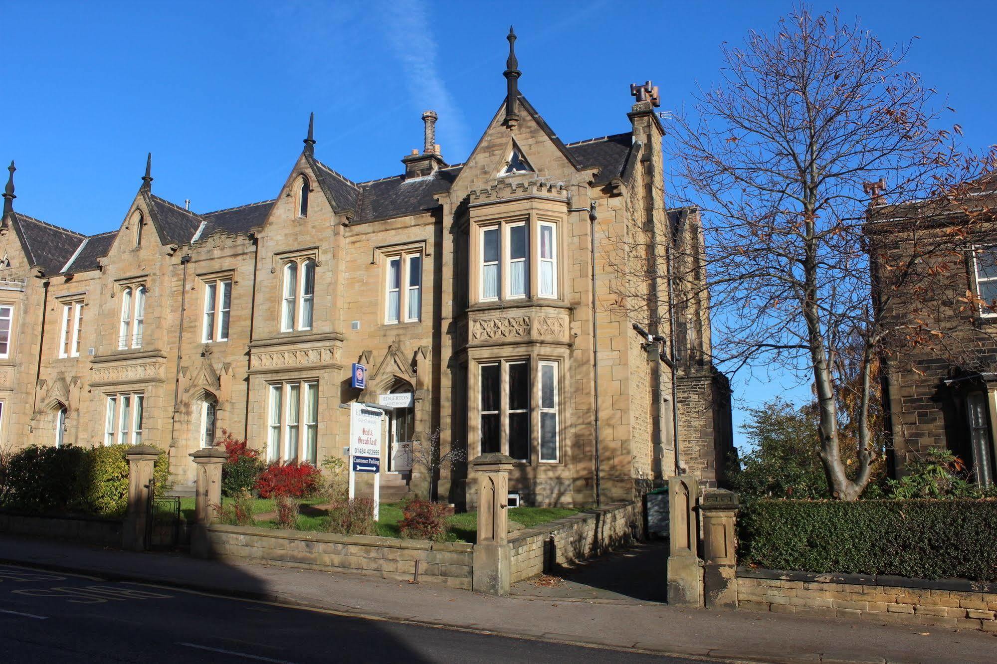 Edgerton Hotel Huddersfield Bagian luar foto