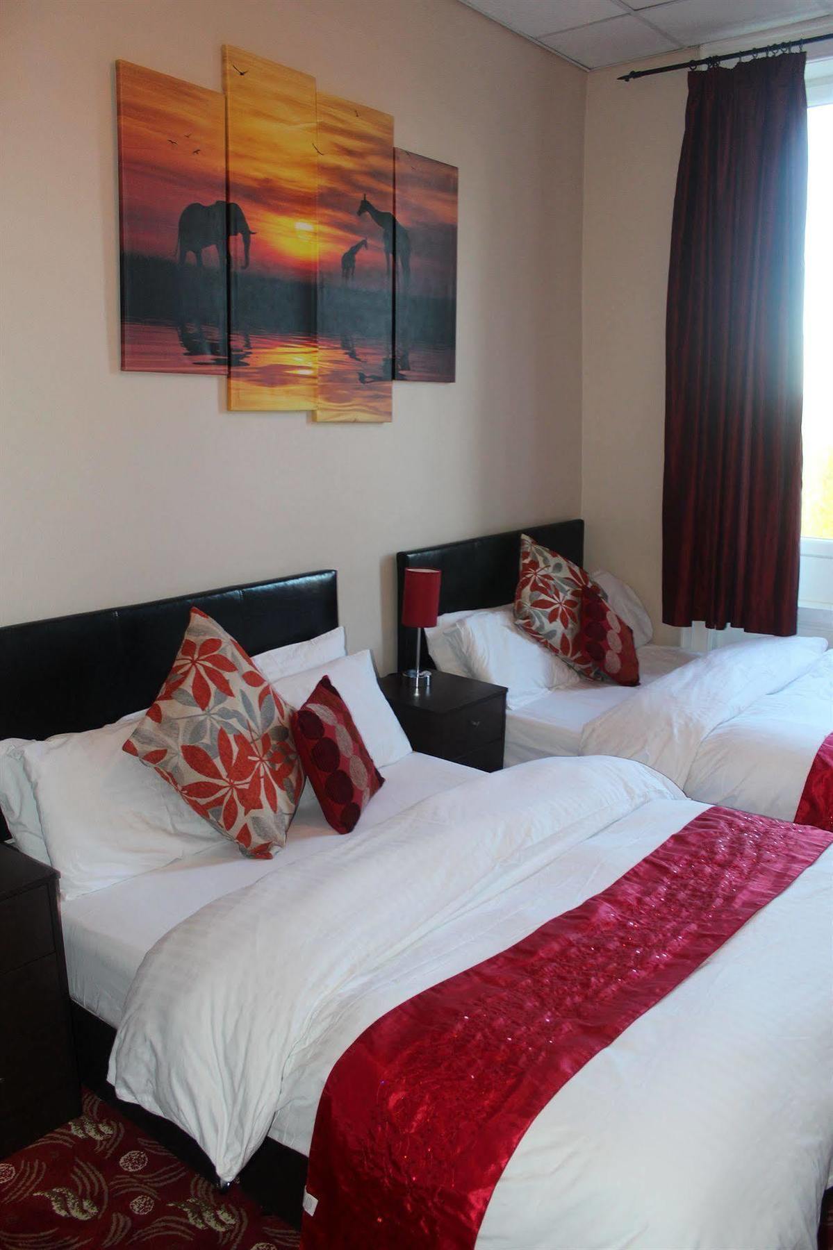 Edgerton Hotel Huddersfield Bagian luar foto